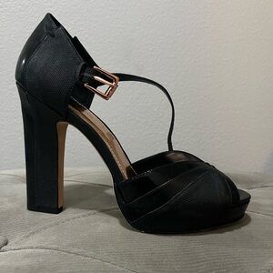 Vince Camuto, leader shoes, new